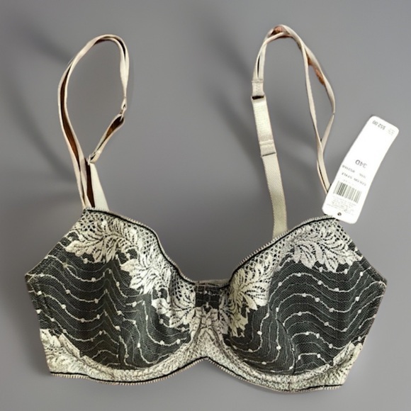 NWT Wacoal Bra Size 34D Embroidered Gray Black
